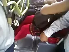 دو لزبین برنزه زیبا در نزدیکی استخر رابطه سینمایی سکسی خارجی جنسی برقرار می کنند