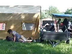 بازیگر زن سوراخ دار و بیدمشک درباره خودش صحبت می کند و خودارضایی را به دانلود فیلم سینمایی سکسی دوبله یاد می آورد