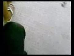 زیبایی 18 ساله با دیک یک پسر به دنیای ارگاسم سوار شد دانلود فیلم سکس سینمایی