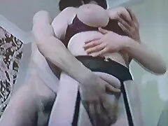 فتیشیست دانلود فیلم سینمایی سکسی عاشق سوار شدن با ماشین فقط در لباس زیر است